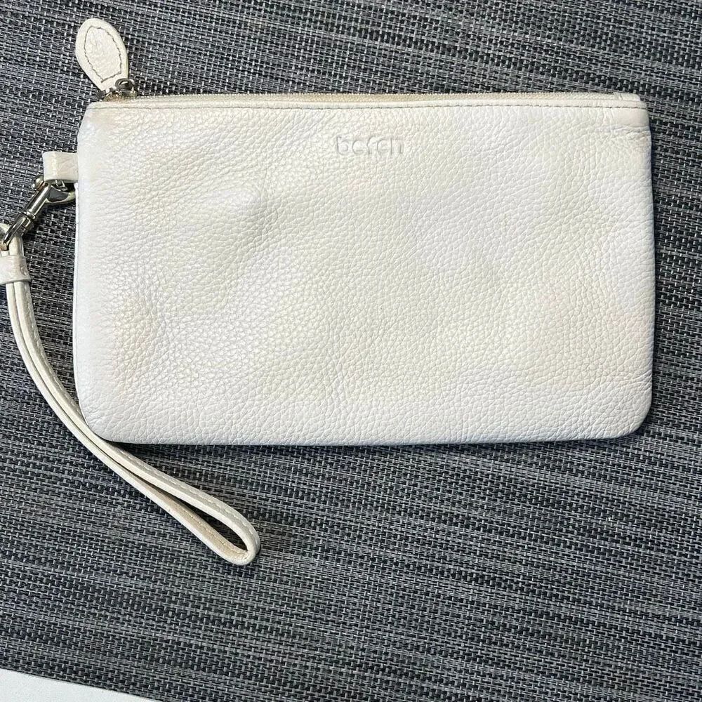 Befen White Wristlet Wallet